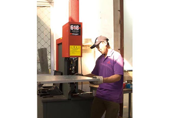 生產(chǎn)設(shè)備